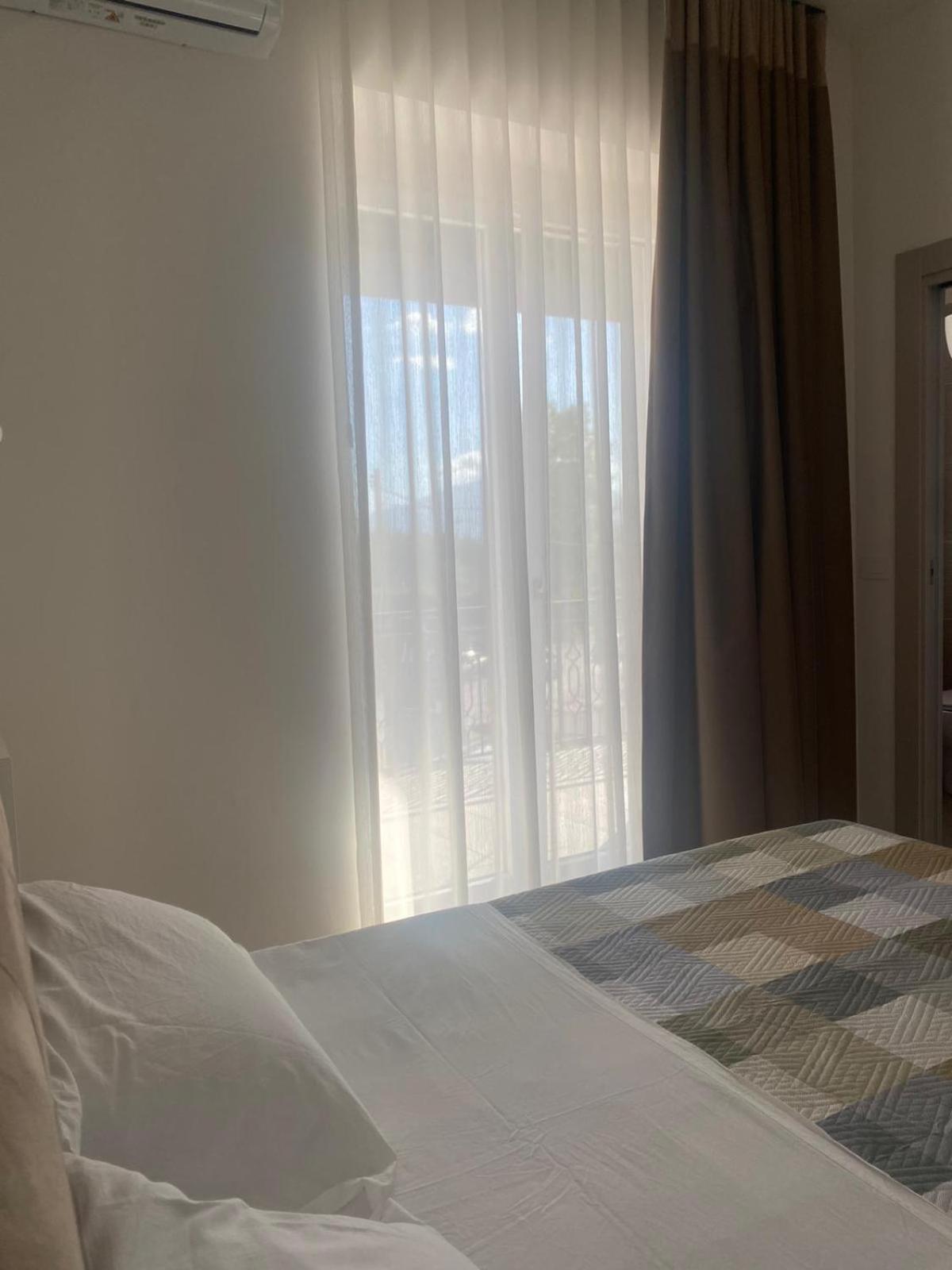 Hyria Rooms Nola Exterior foto